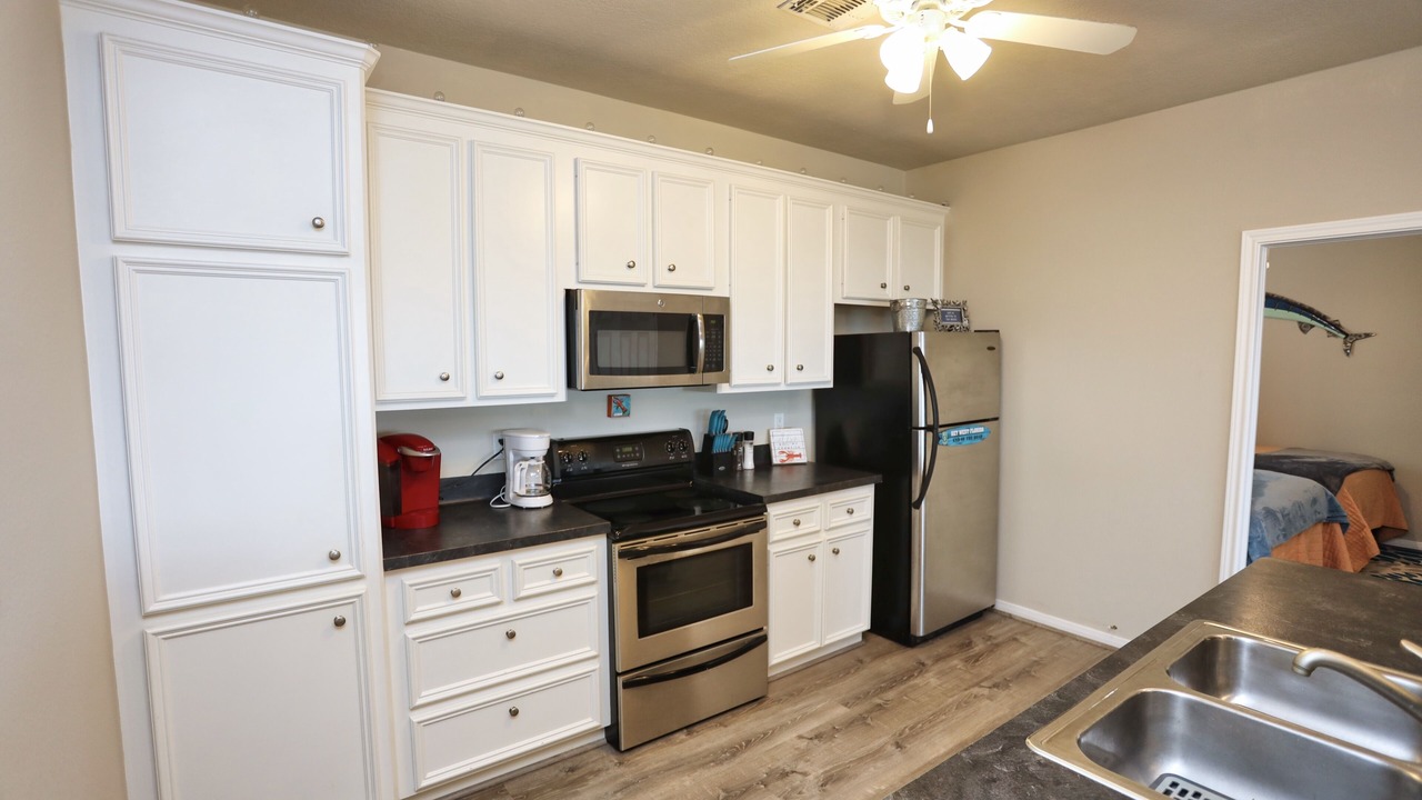 Photo of Kitchen in Terramar Beach