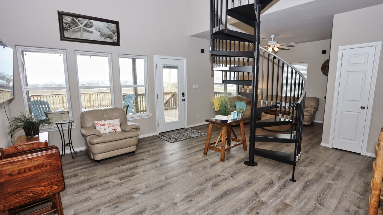 Photo of Livingroom in Terramar Beach
