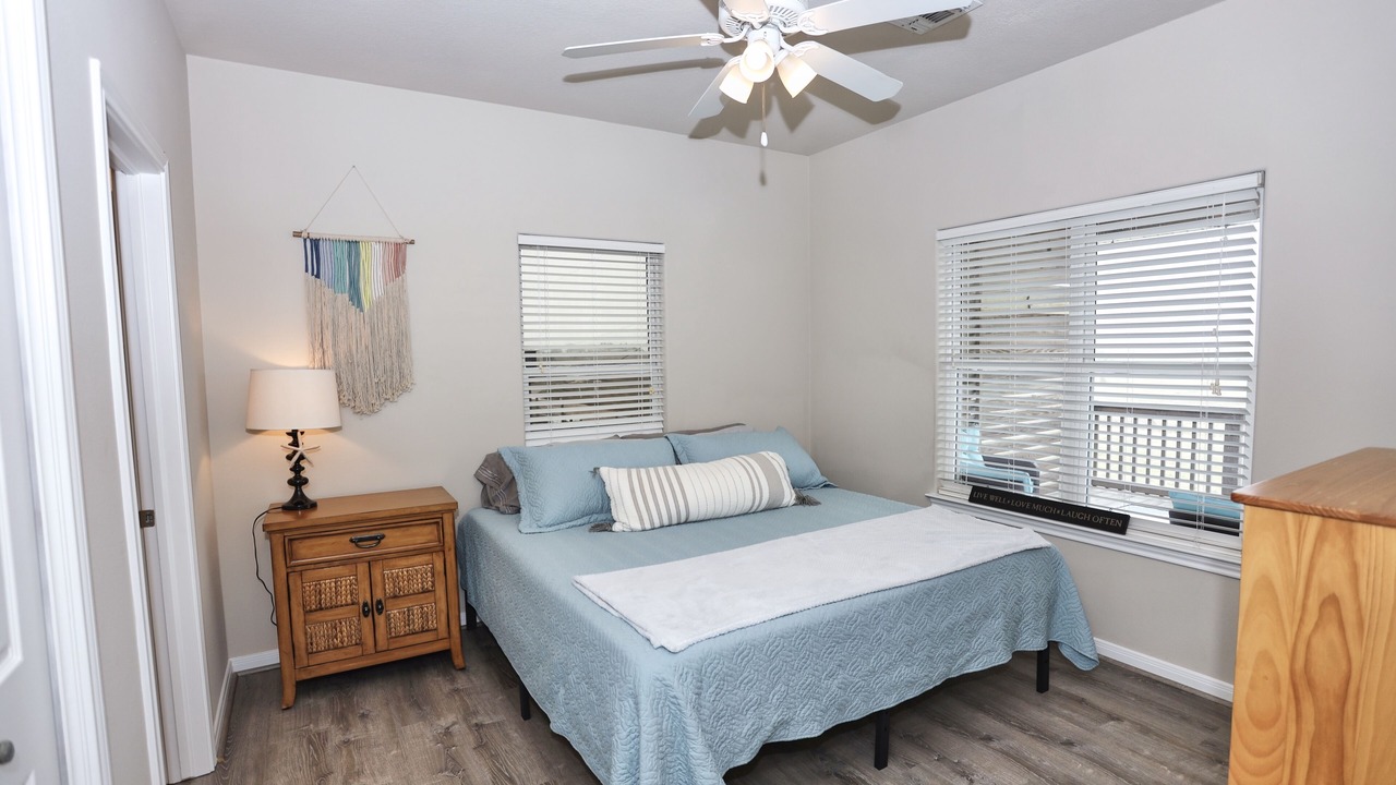 Photo of Bedroom in Terramar Beach