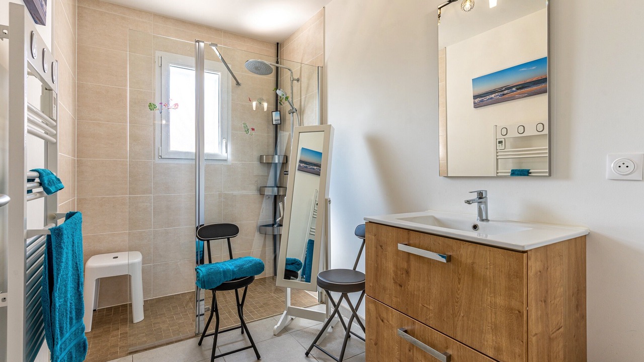 Photo of Bathroom in Gastes