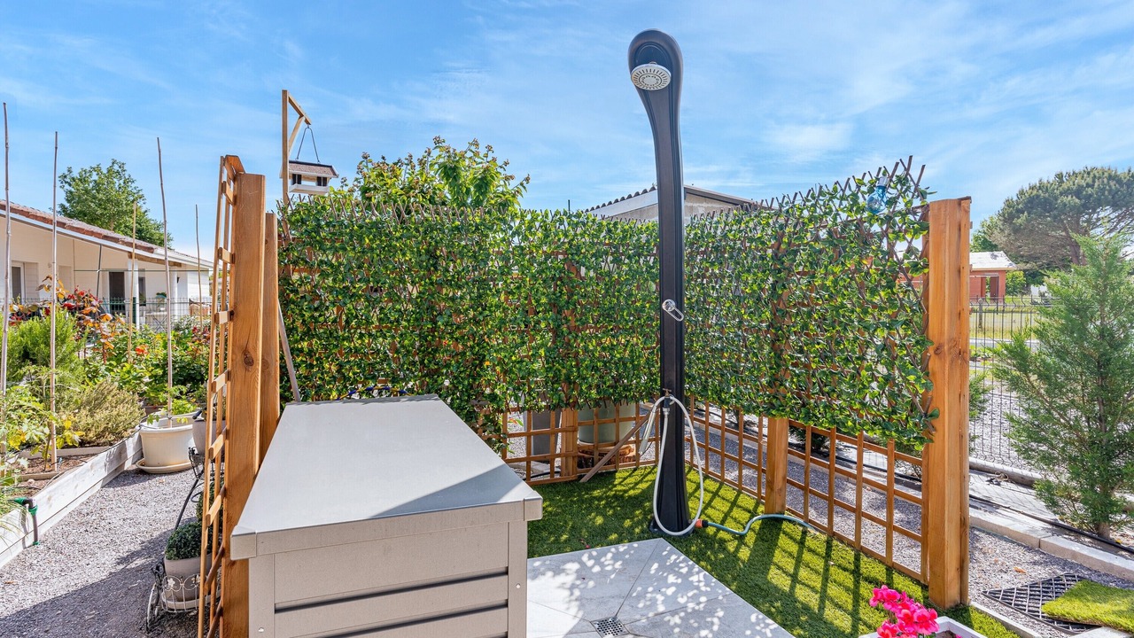 Photo of Outdoor in Gastes