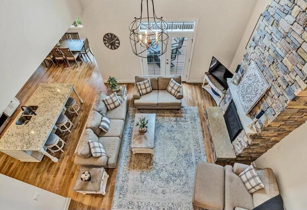 Photo of Livingroom in Westlake Corner