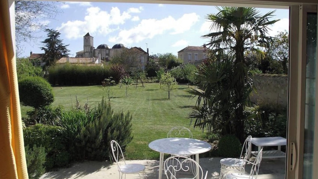 Photo of Outdoor in Saint-Romain-de-Benet