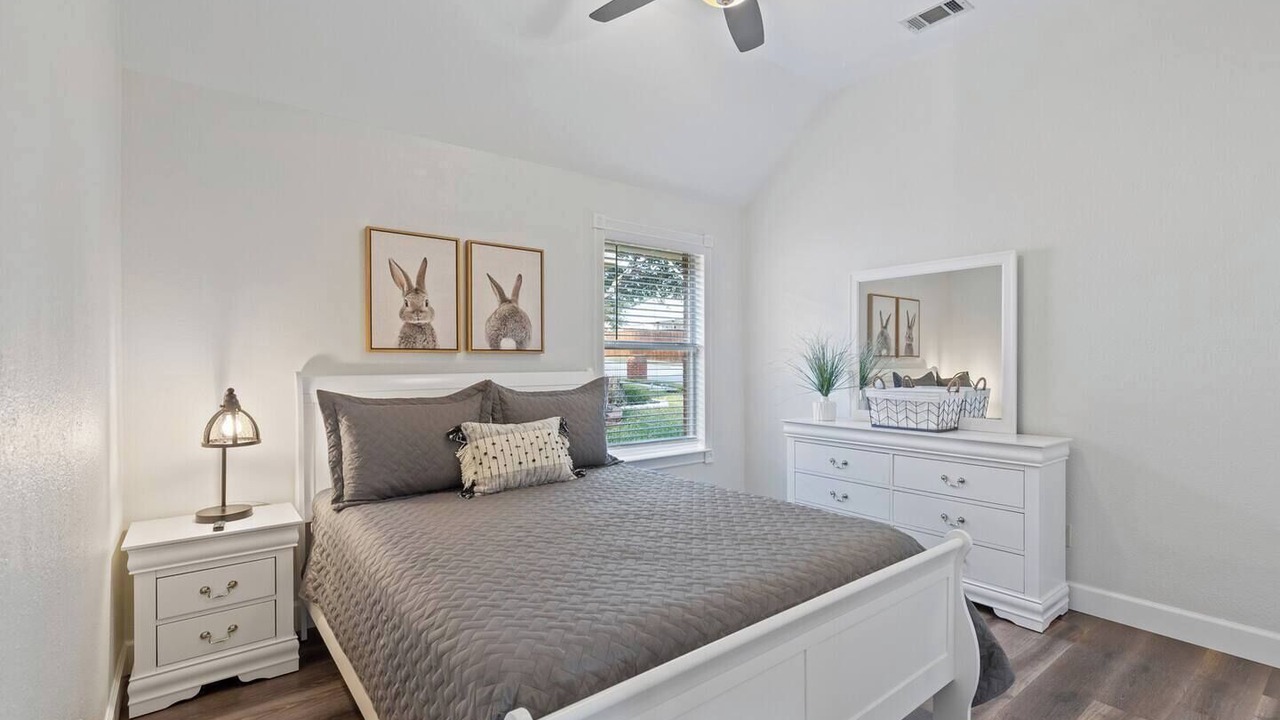 Photo of Bedroom in Lewisville