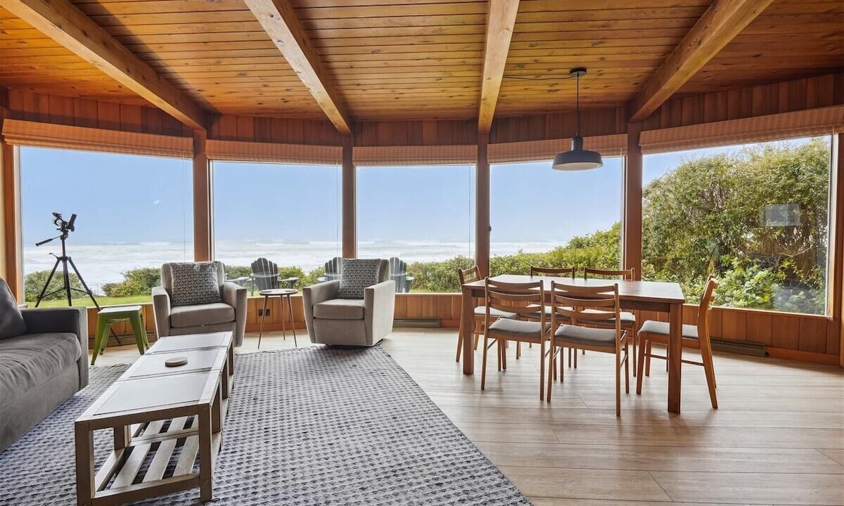 Photo of Others in Arch Cape