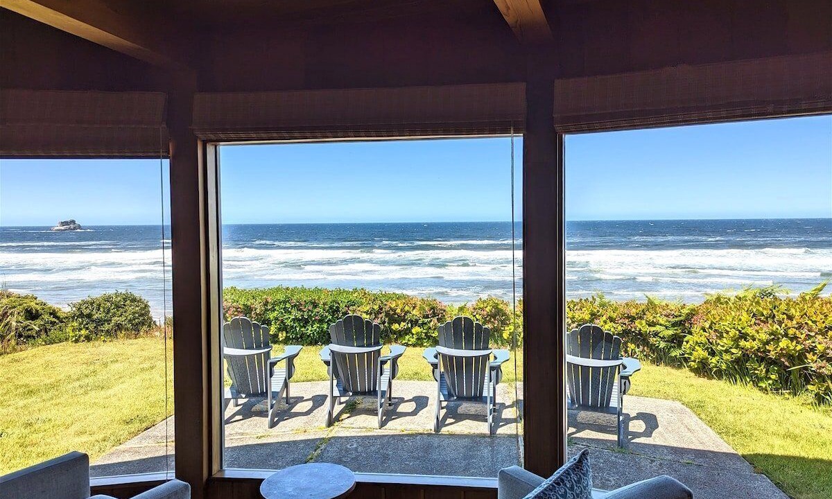 Photo of Others in Arch Cape