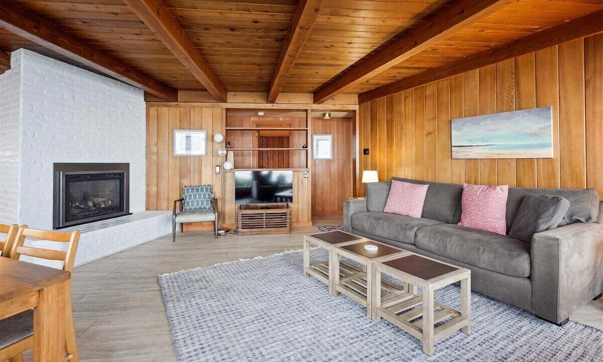 Photo of Bedroom in Arch Cape