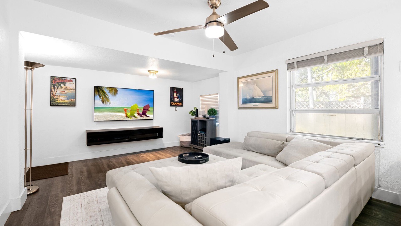 Photo of Livingroom in Tarpon River