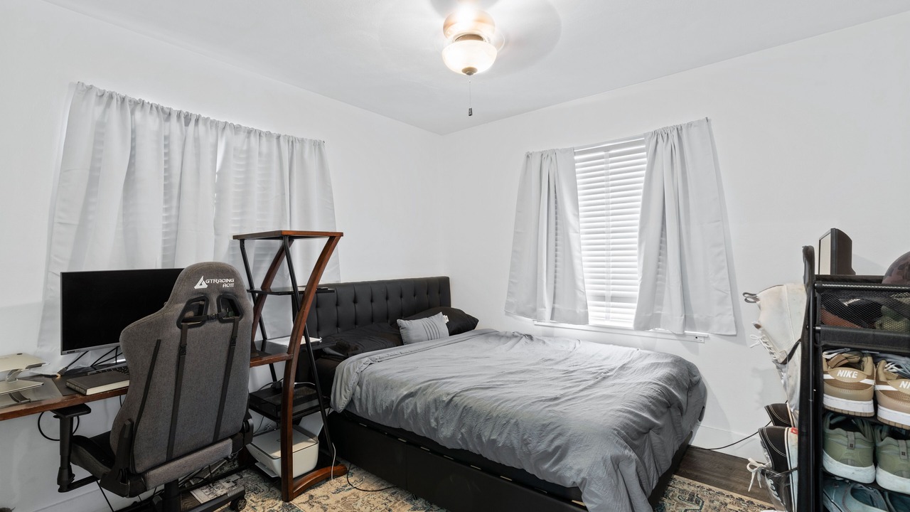 Photo of Bedroom in Tarpon River