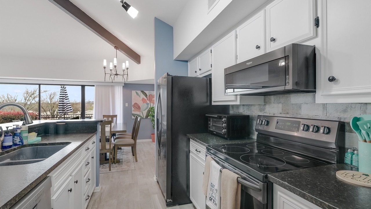 Photo of Kitchen in Horseshoe Bay West