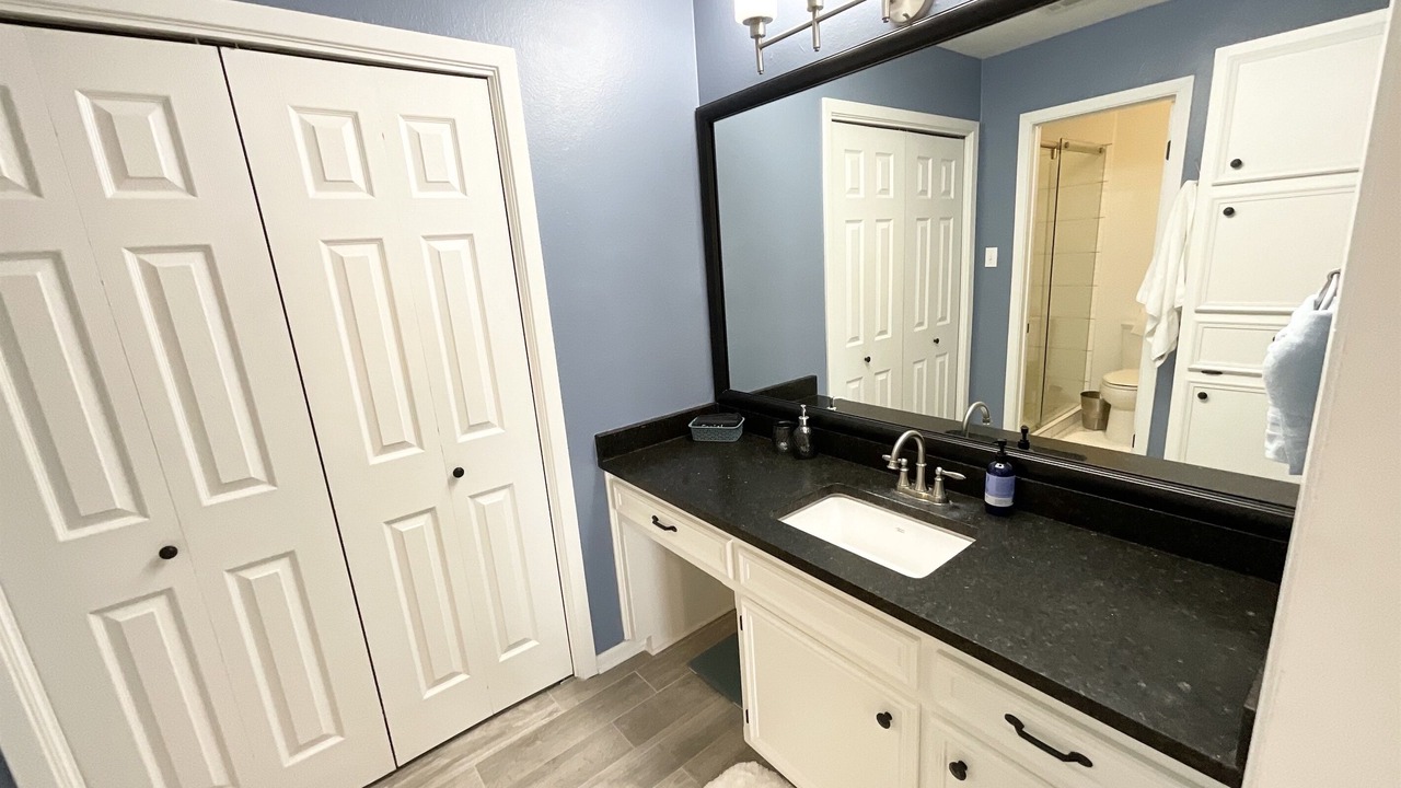 Photo of Bathroom in Horseshoe Bay West
