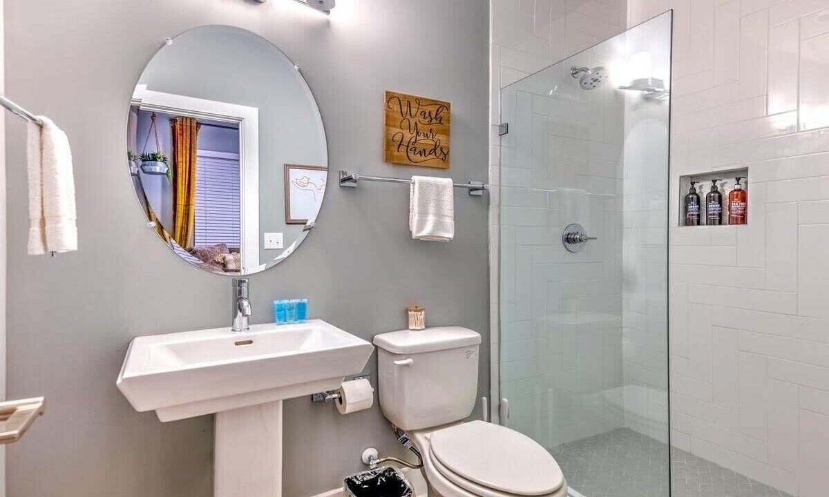 Photo of Bathroom in Haynes Area
