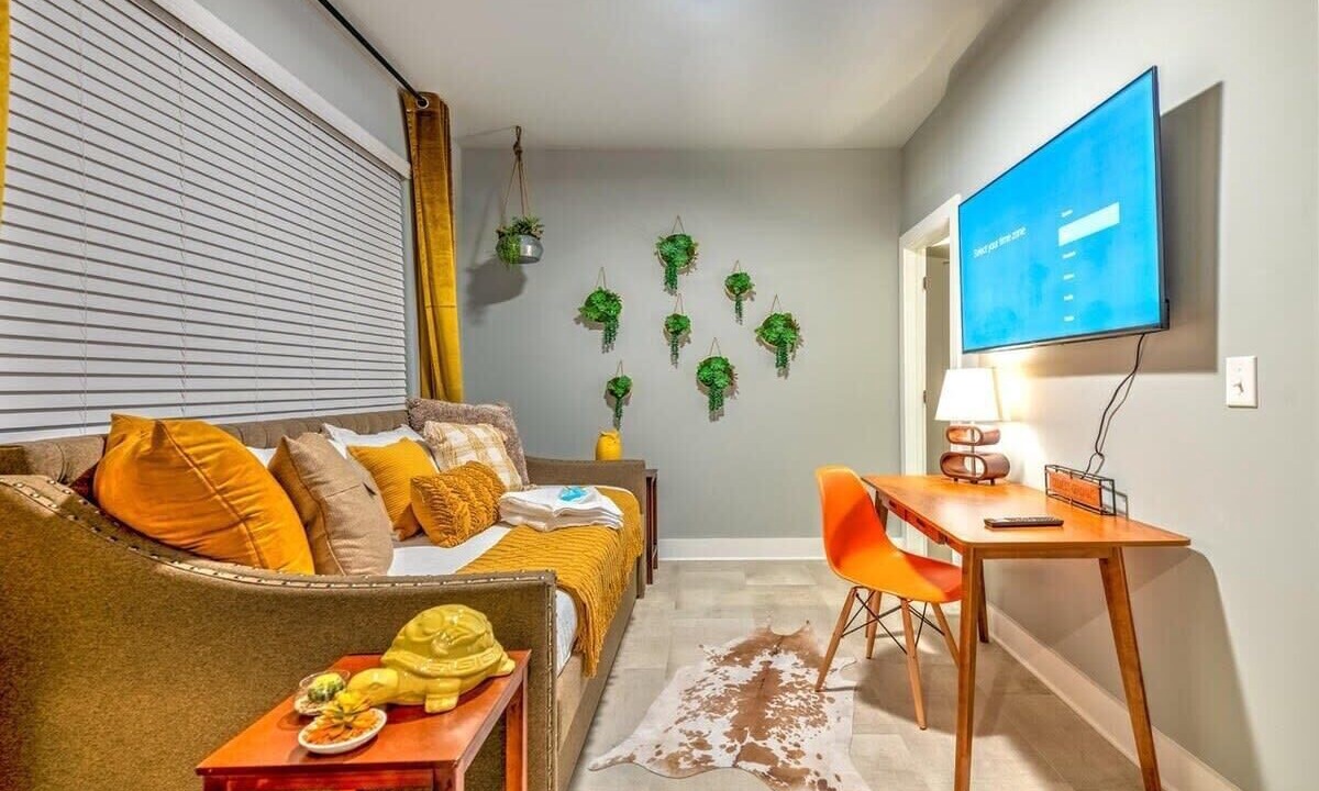 Photo of Livingroom in Haynes Area