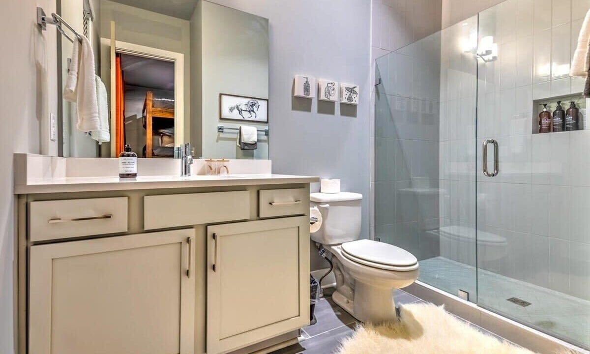 Photo of Bathroom in Haynes Area