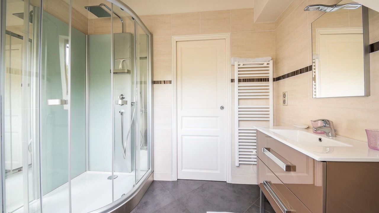 Photo of Bathroom in Paluel