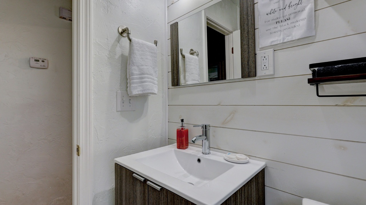 Photo of Bathroom in Norman