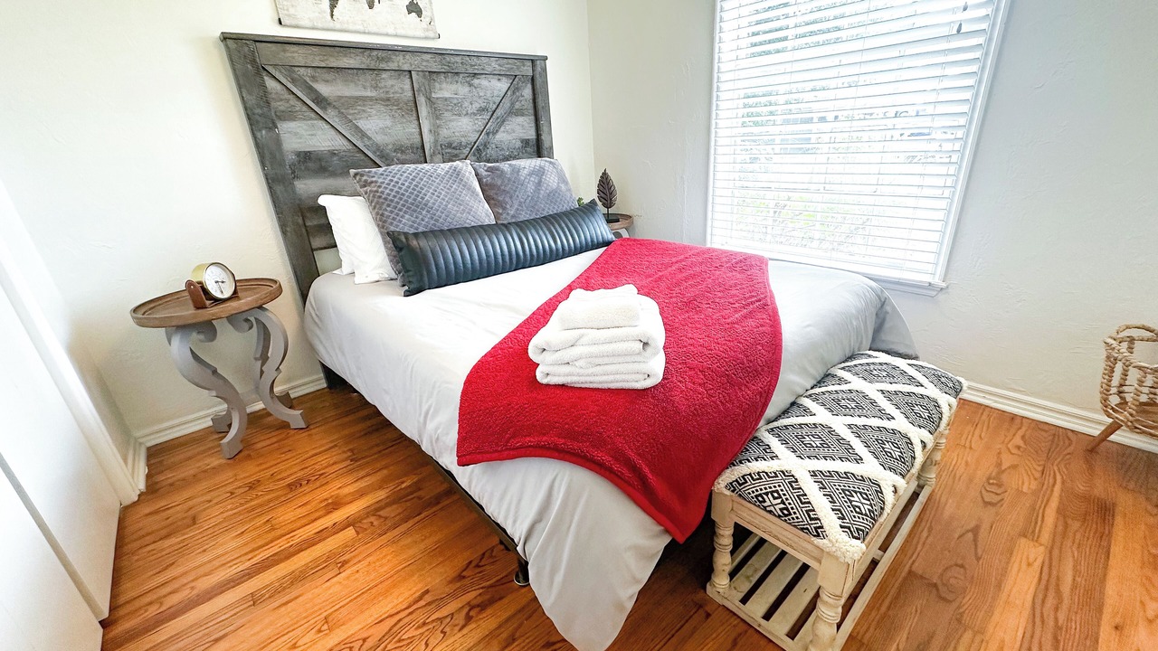 Photo of Bedroom in Norman