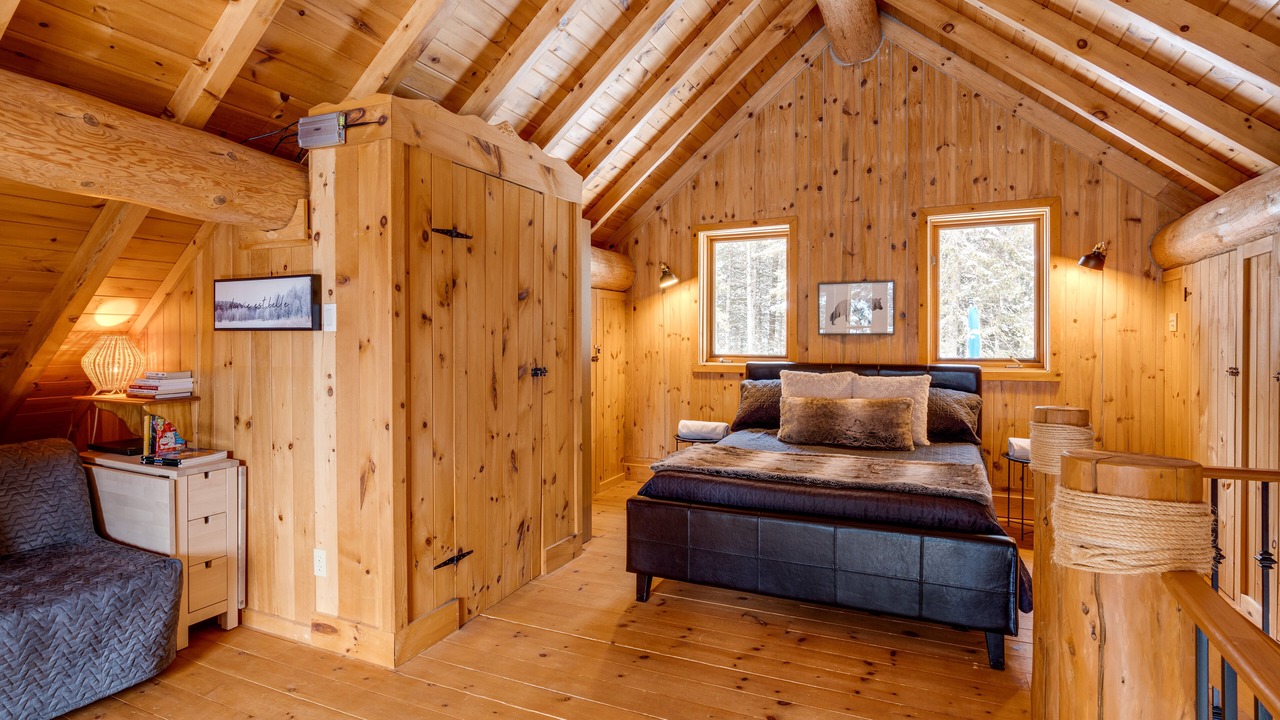 Photo of Bedroom in Saint-Alexis-des-Monts