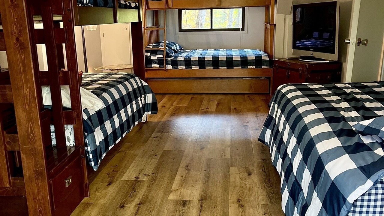 Photo of Bedroom in Lake of Bays