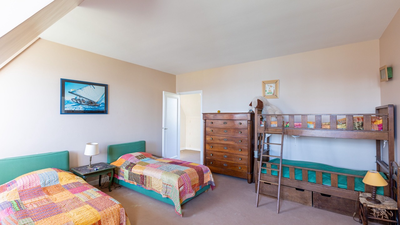 Photo of Bedroom in Le Minihic-sur-Rance