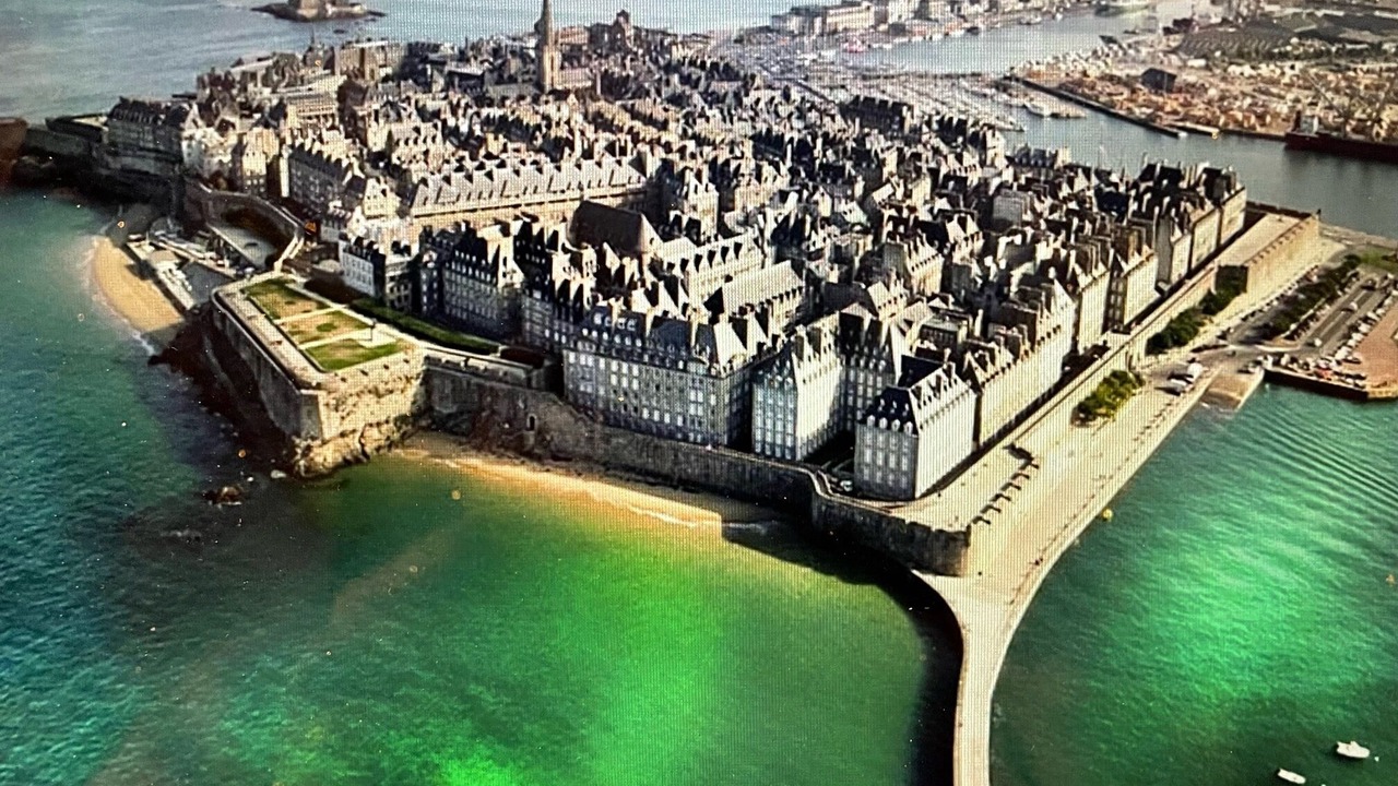 Photo of Outdoor in Le Minihic-sur-Rance