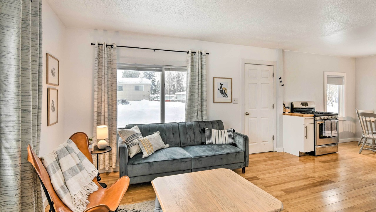 Photo of Livingroom in Spenard