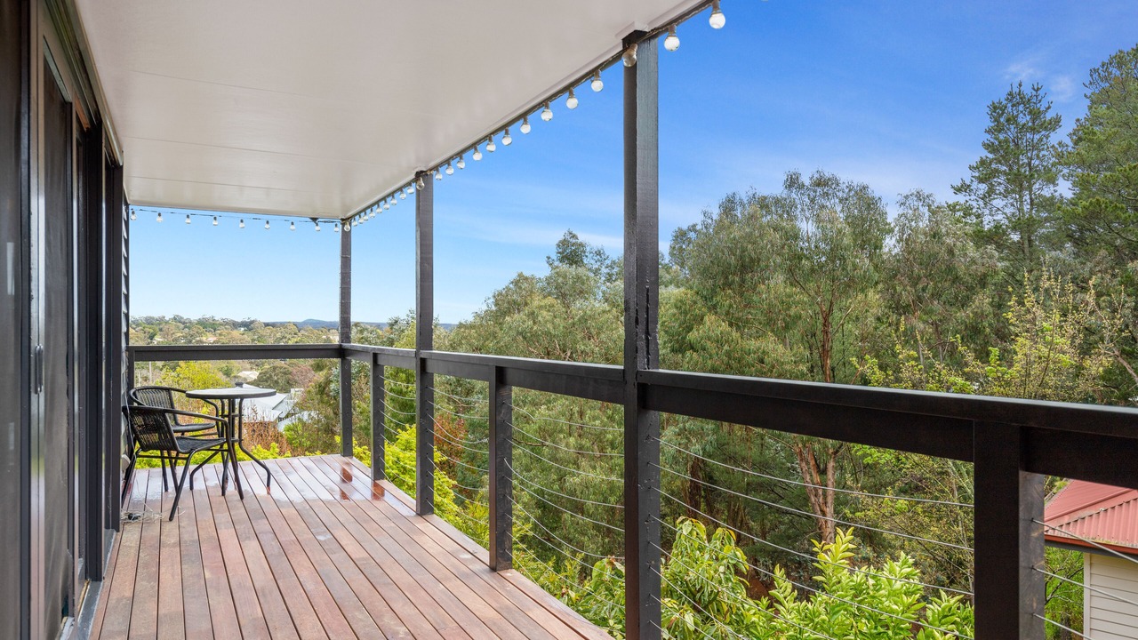 Photo of Patio Balcony in Hepburn Springs