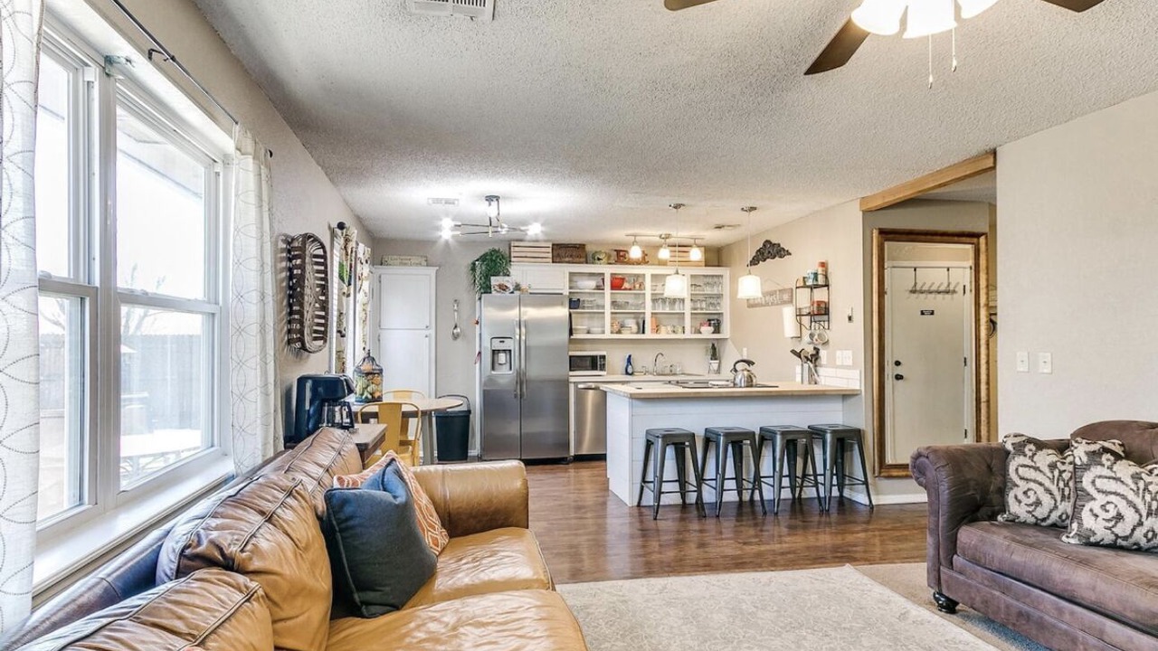 Photo of Livingroom in Yukon