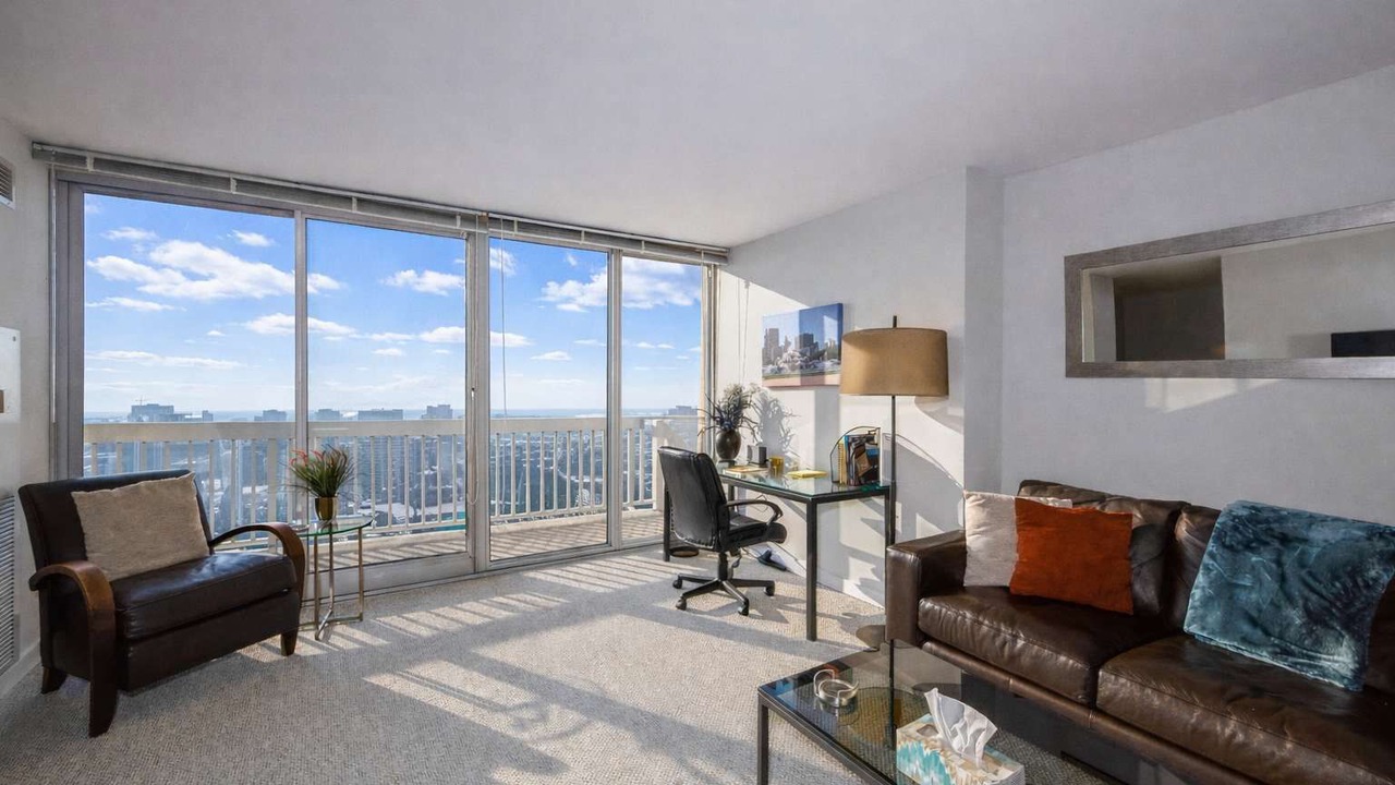 Photo of Livingroom in Downtown Chicago