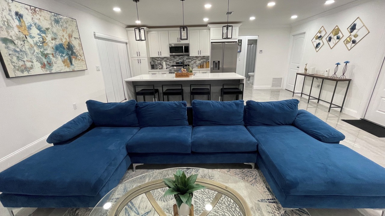 Photo of Livingroom in Sunrise