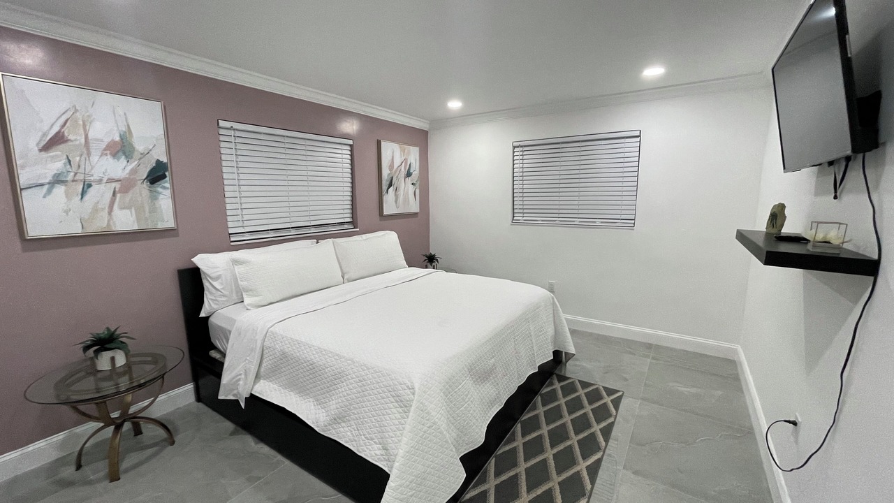 Photo of Bedroom in Sunrise