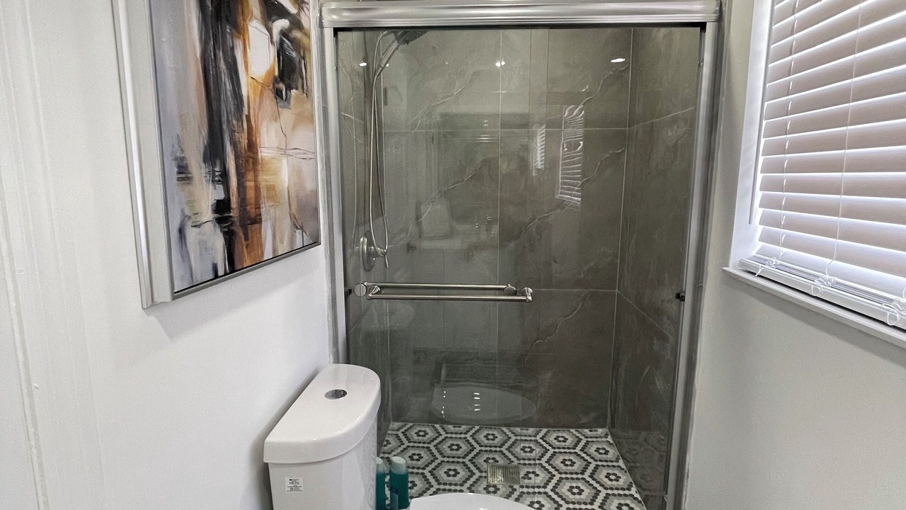 Photo of Bathroom in Sunrise