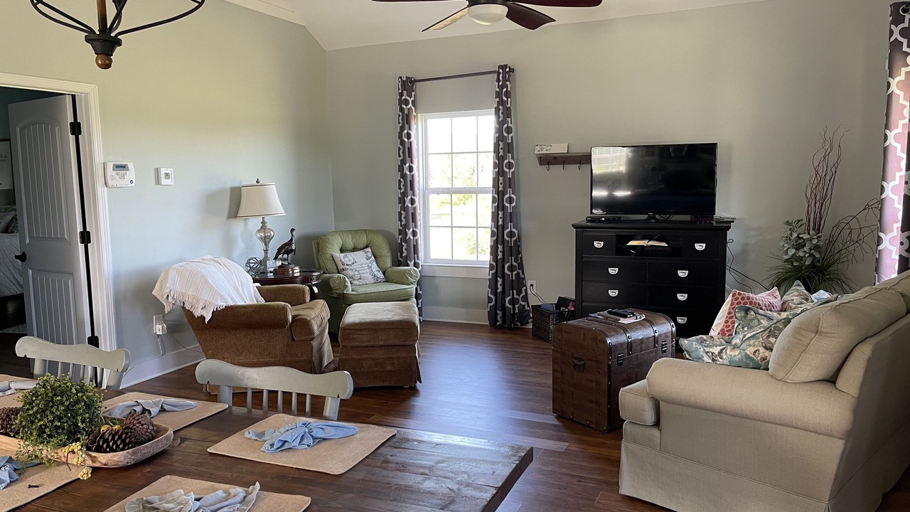 Photo of Livingroom in Jesup