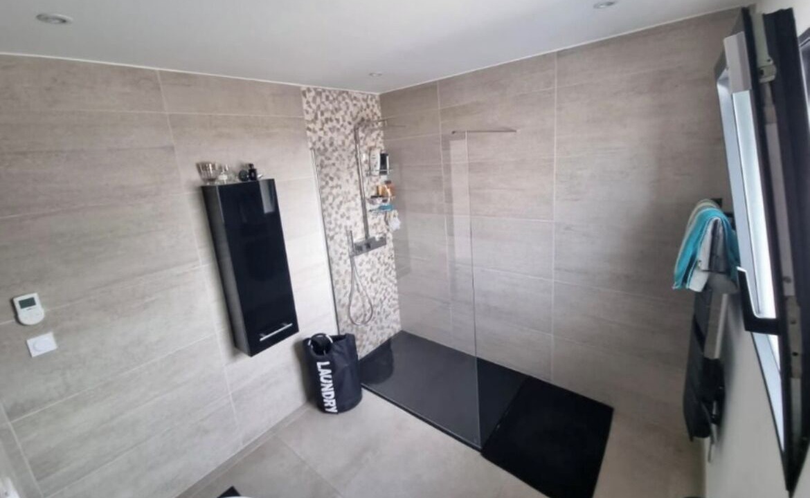 Photo of Bathroom in Aigremont