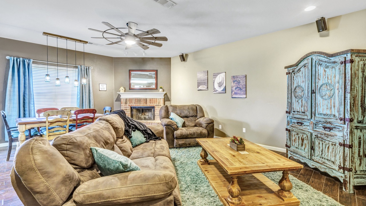 Photo of Livingroom in Wylie