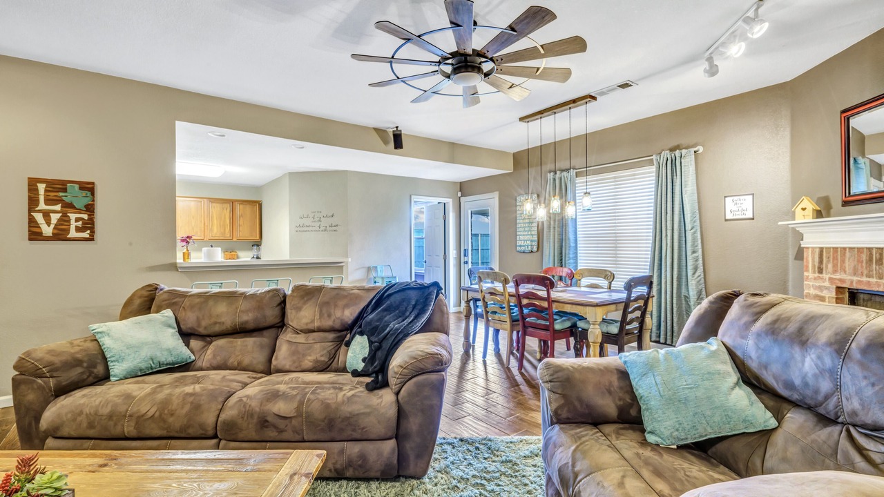 Photo of Livingroom in Wylie