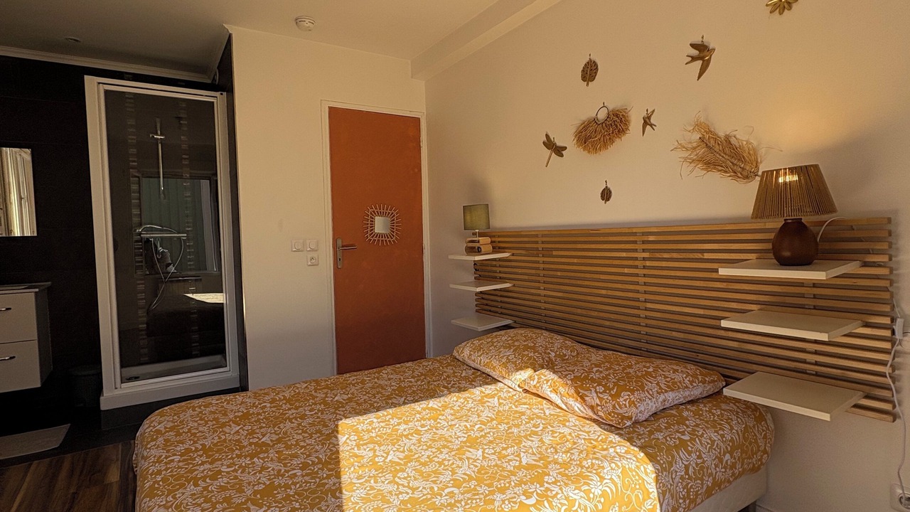 Photo of Bedroom in Savigny-sur-Orge