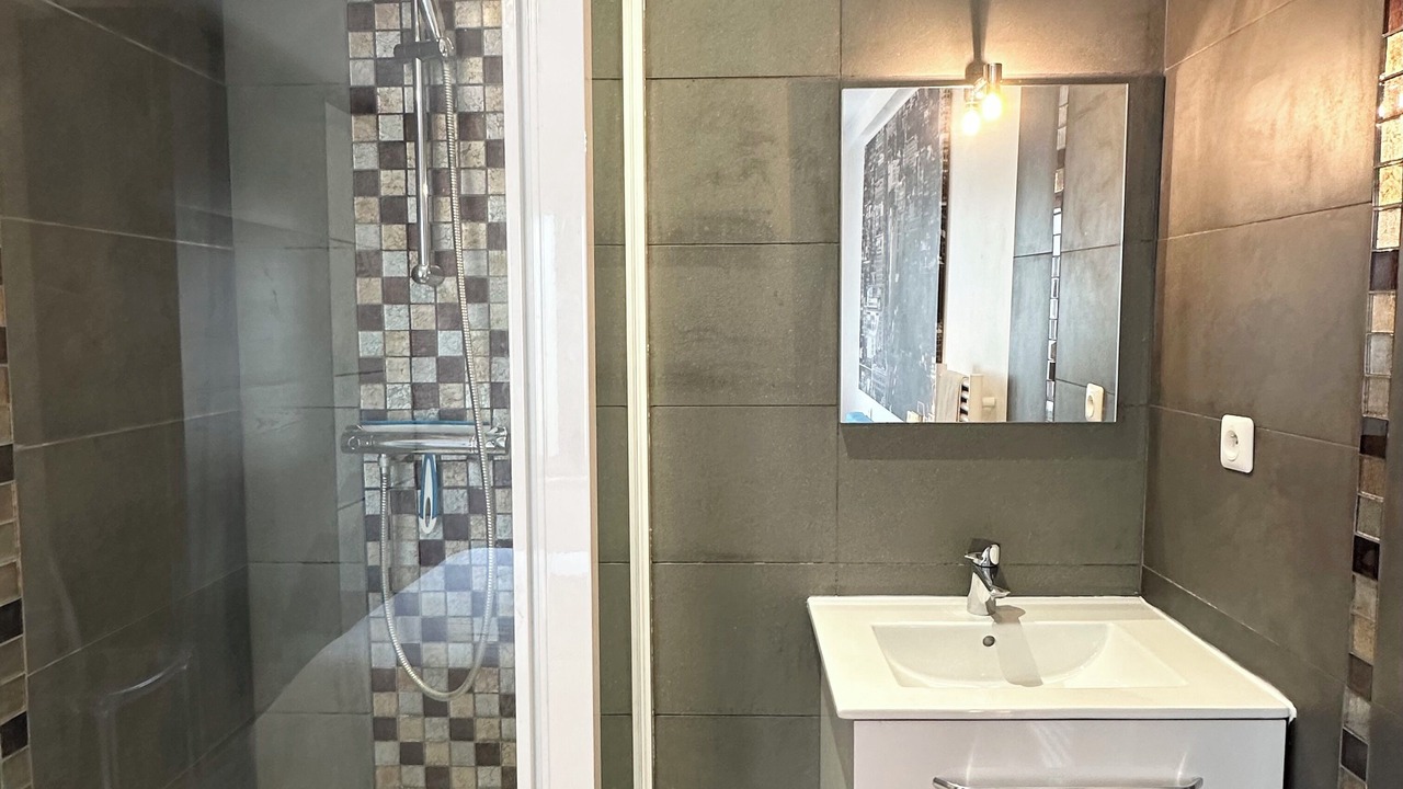 Photo of Bathroom in Savigny-sur-Orge