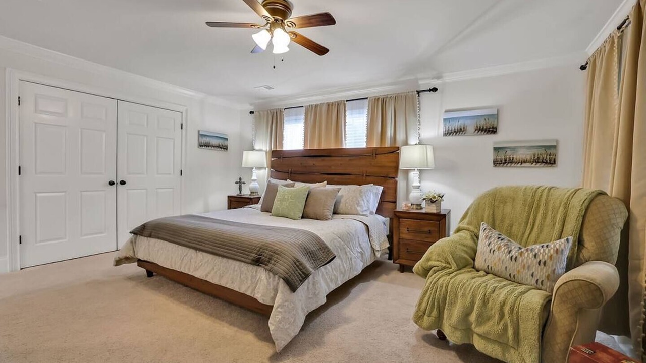 Photo of Bedroom in Sandy Springs