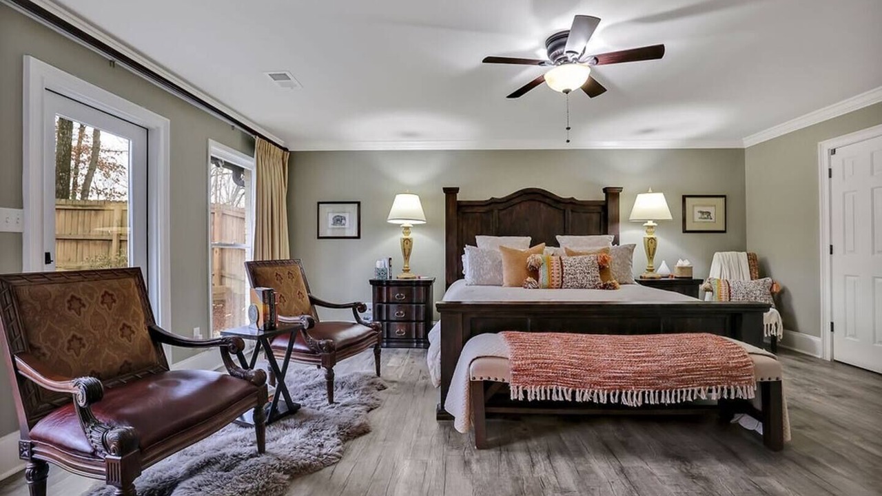 Photo of Bedroom in Sandy Springs