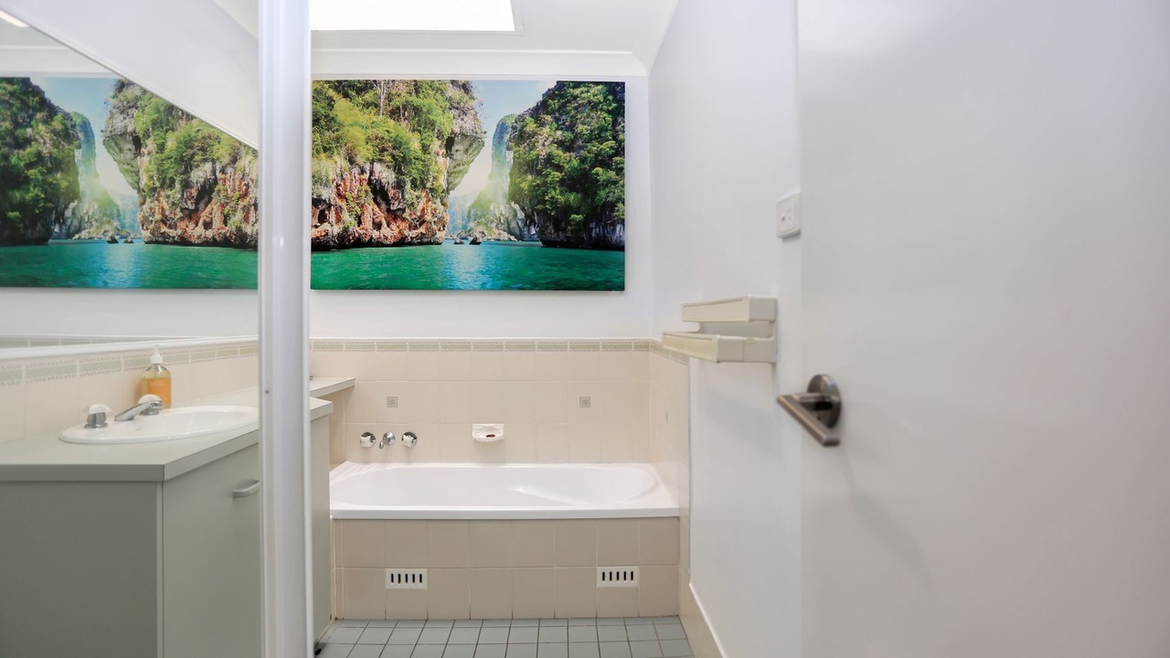 Photo of Bathroom in Tea Gardens