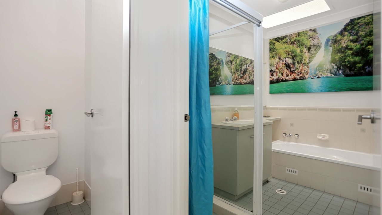 Photo of Bathroom in Tea Gardens