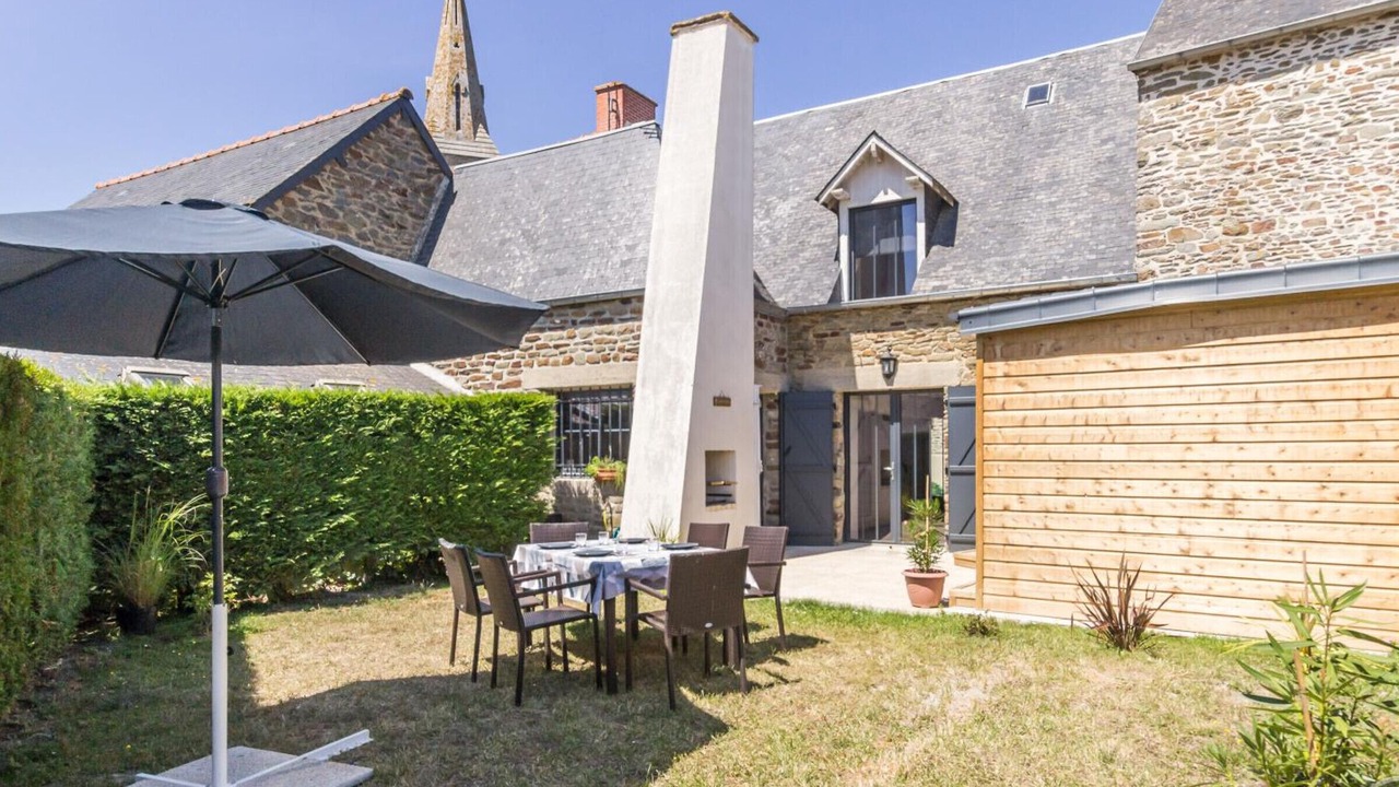 Photo of Outdoor in Ardevon