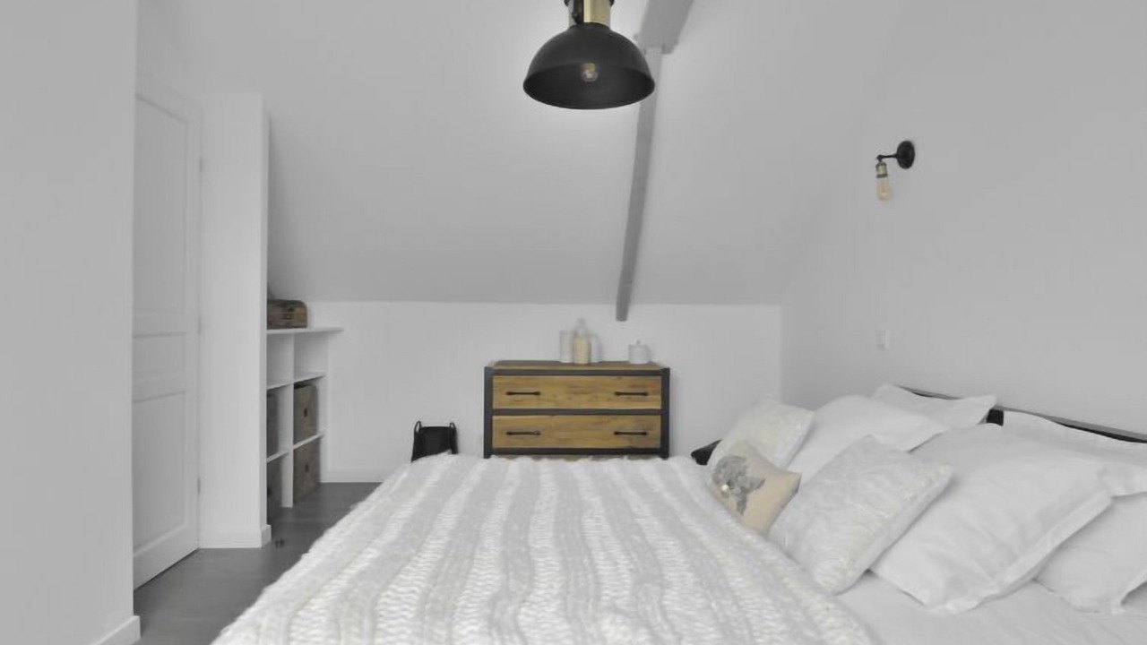 Photo of Others in Frehel