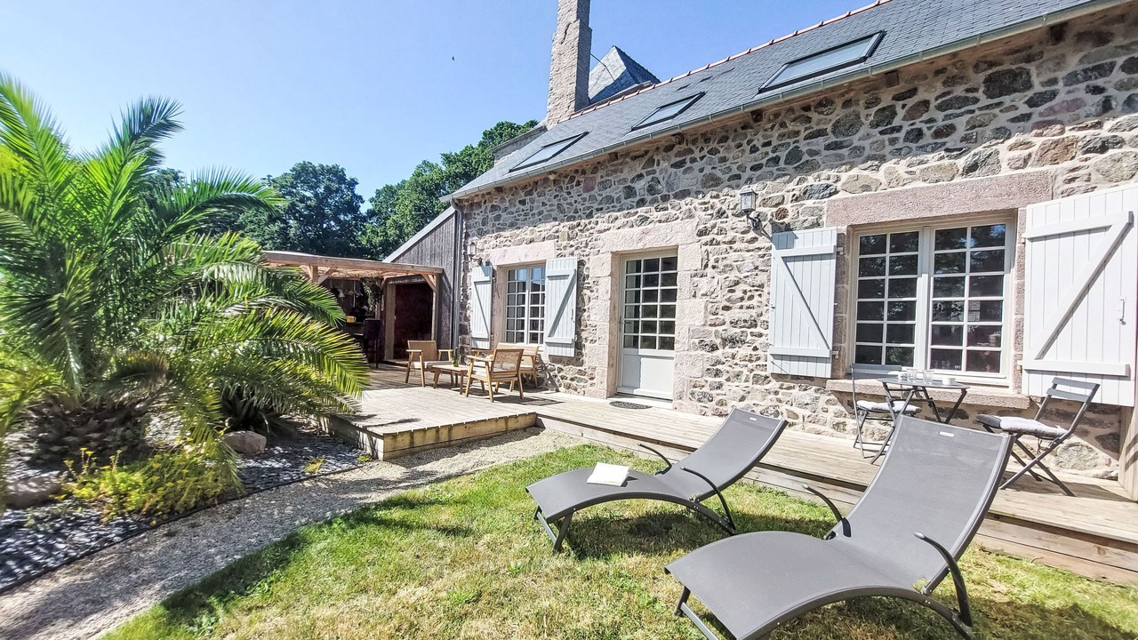 Photo of Others in Frehel