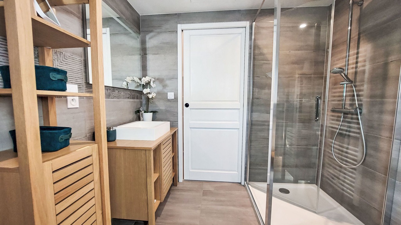 Photo of Bathroom in Frehel