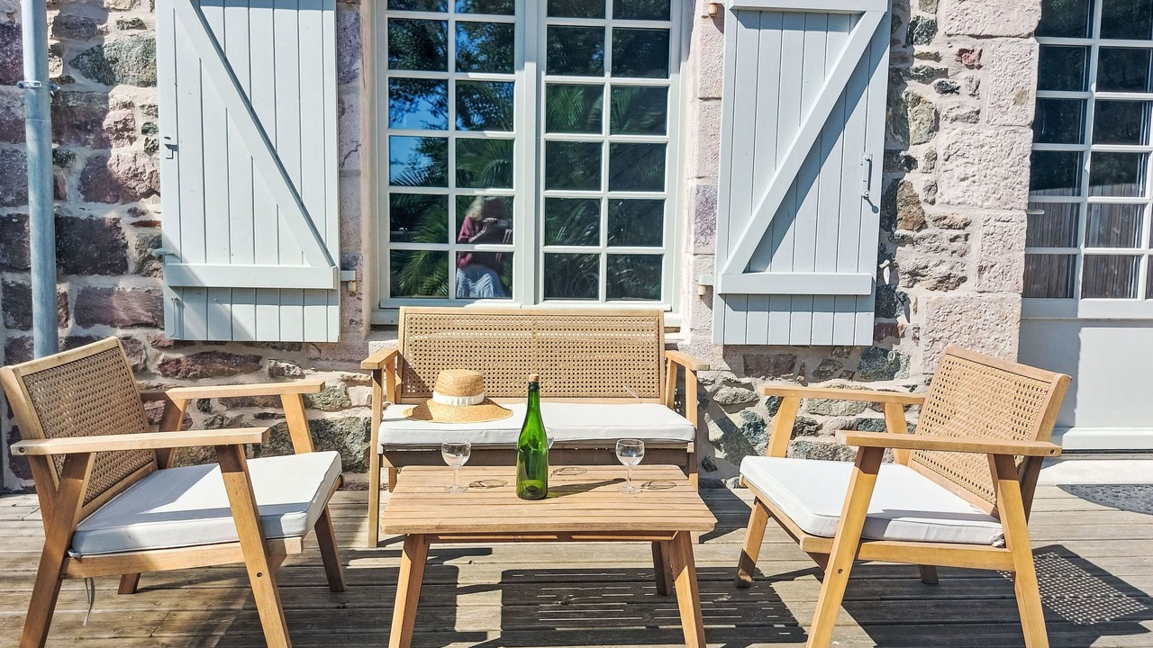 Photo of Others in Frehel