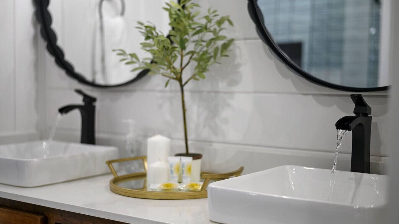 Photo of Bathroom in Broken Bow