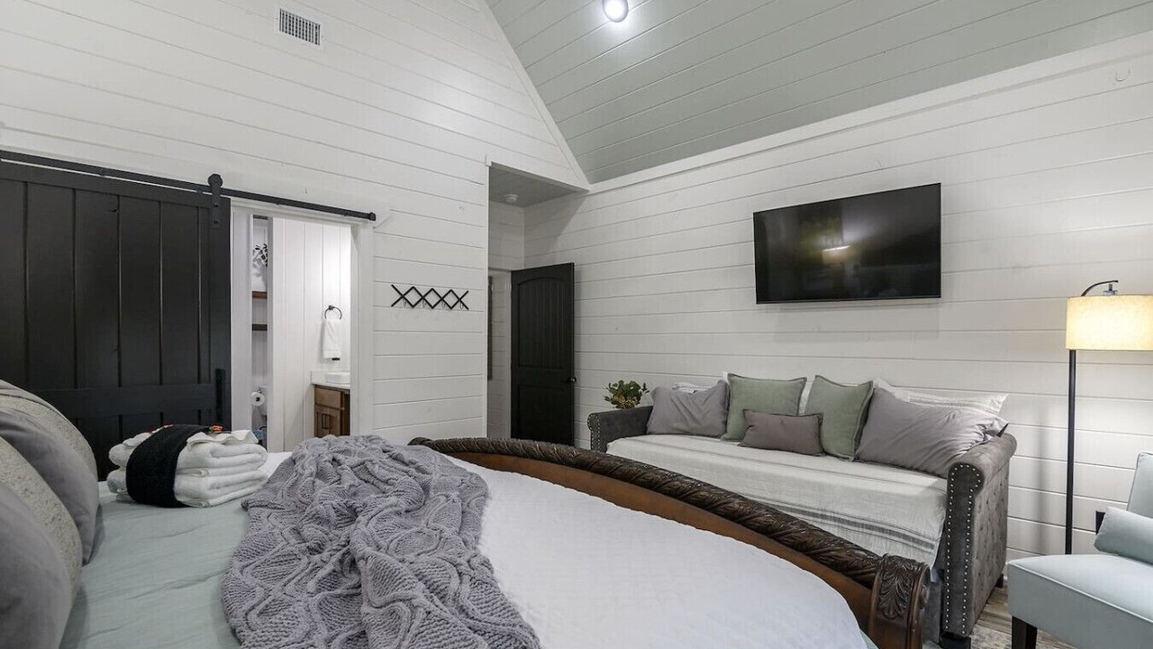 Photo of Bedroom in Broken Bow