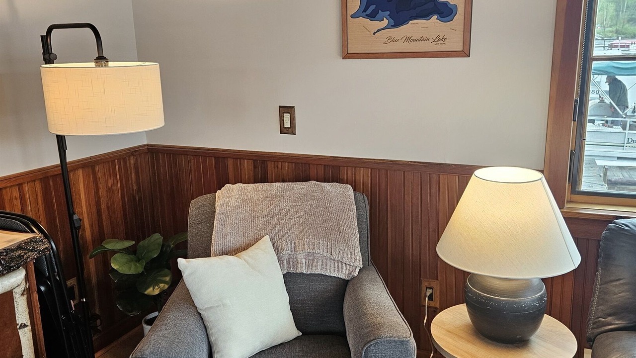 Photo of Livingroom in Blue Mountain Lake